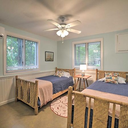 Kentucky Lake Cabin With Private Dock And Fire Pit New Concord Ngoại thất bức ảnh
